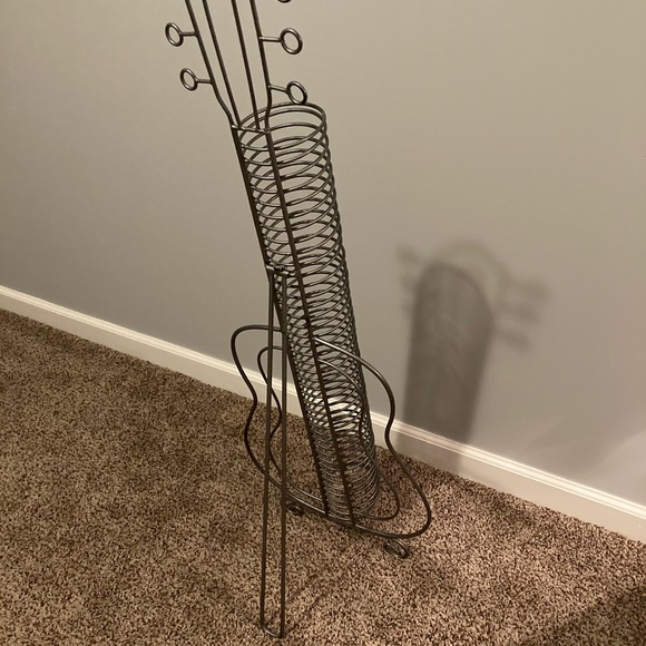 RARE Metal Sculptural Art Guitar CD Holder - Picture 2 of 3